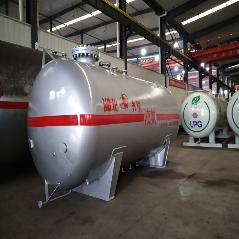 齊星牌12立方液化氣儲罐圖片